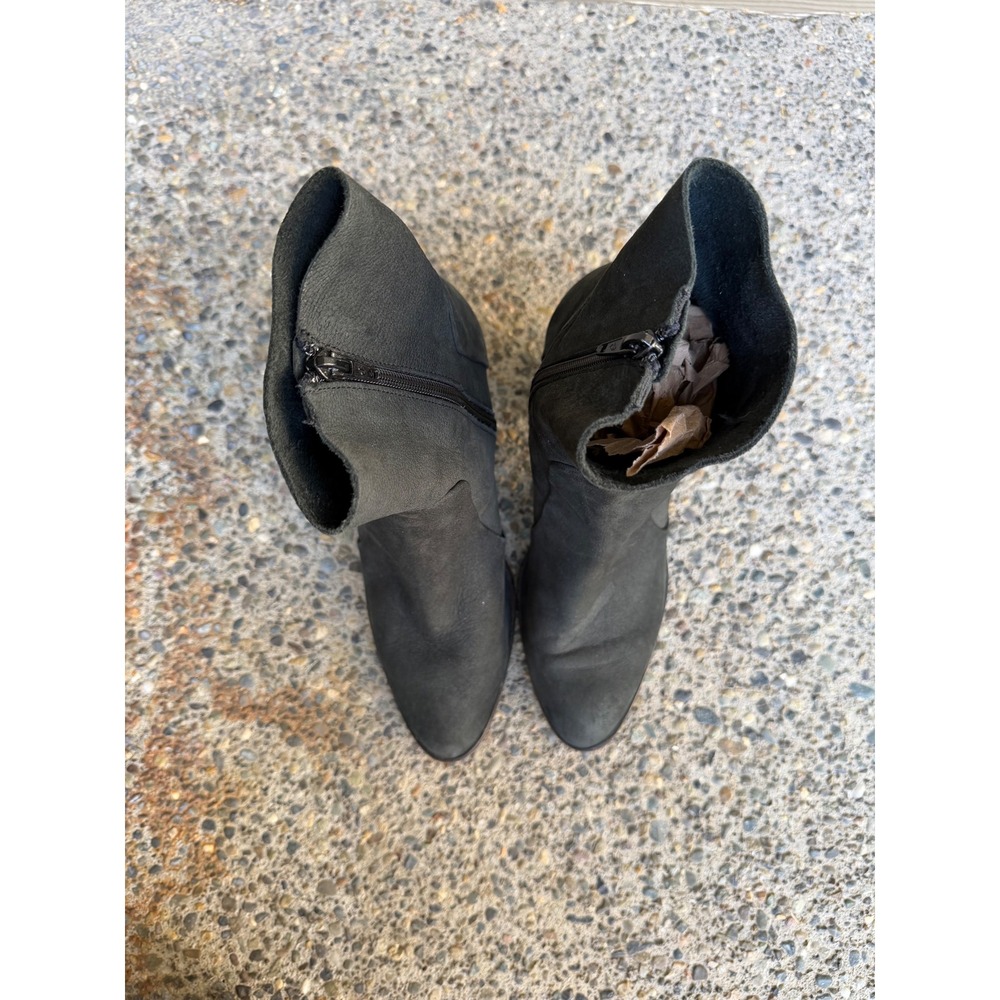 Black Pebbled Leather Ankle Boots Stacked Block Heel Round Toe Side Zip Size 9.5 - Picture 7 of 9